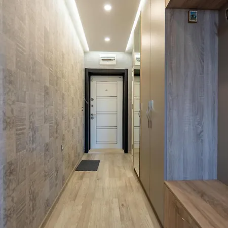 Designer Two-bedroom * Warna